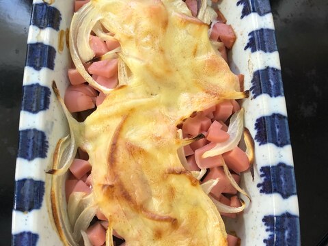 魚肉ソーセージとじゃが芋のオーブン焼き